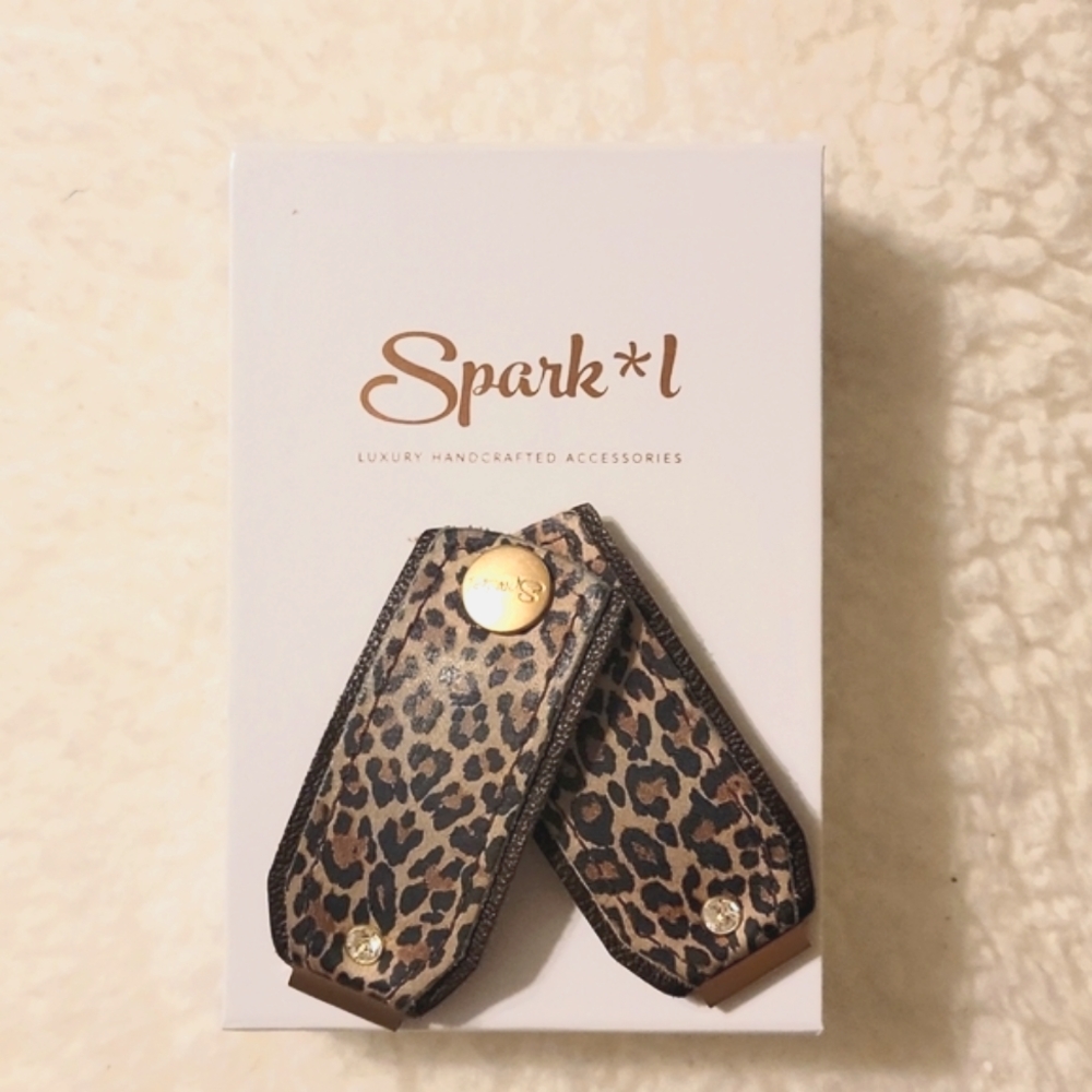 Spark*l Sparkle Watch Band for Samsung Smartwatch 40-44mm GUC! Leopard